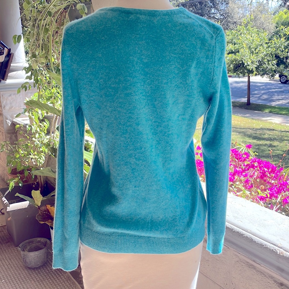 Cashmere Sweater - Picture 2 of 3